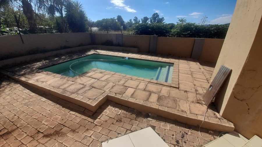 4 Bedroom Property for Sale in Birdwood Estate North West